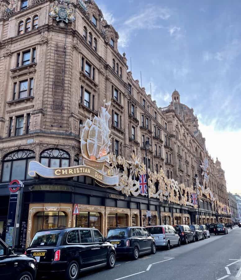 Harrods Dior Christmas London Instagrammable Gingerbread