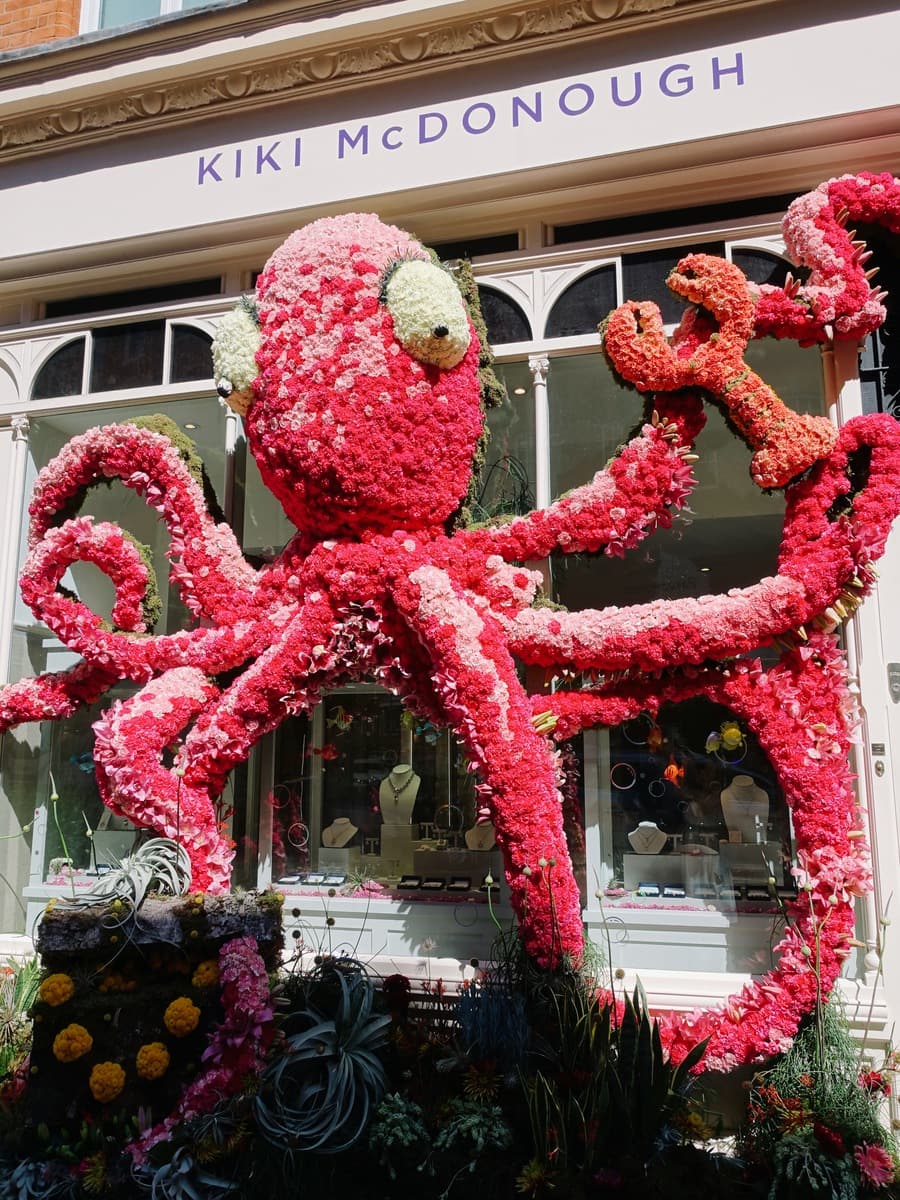 Best floral shop displays at Chelsea in Bloom 2019
