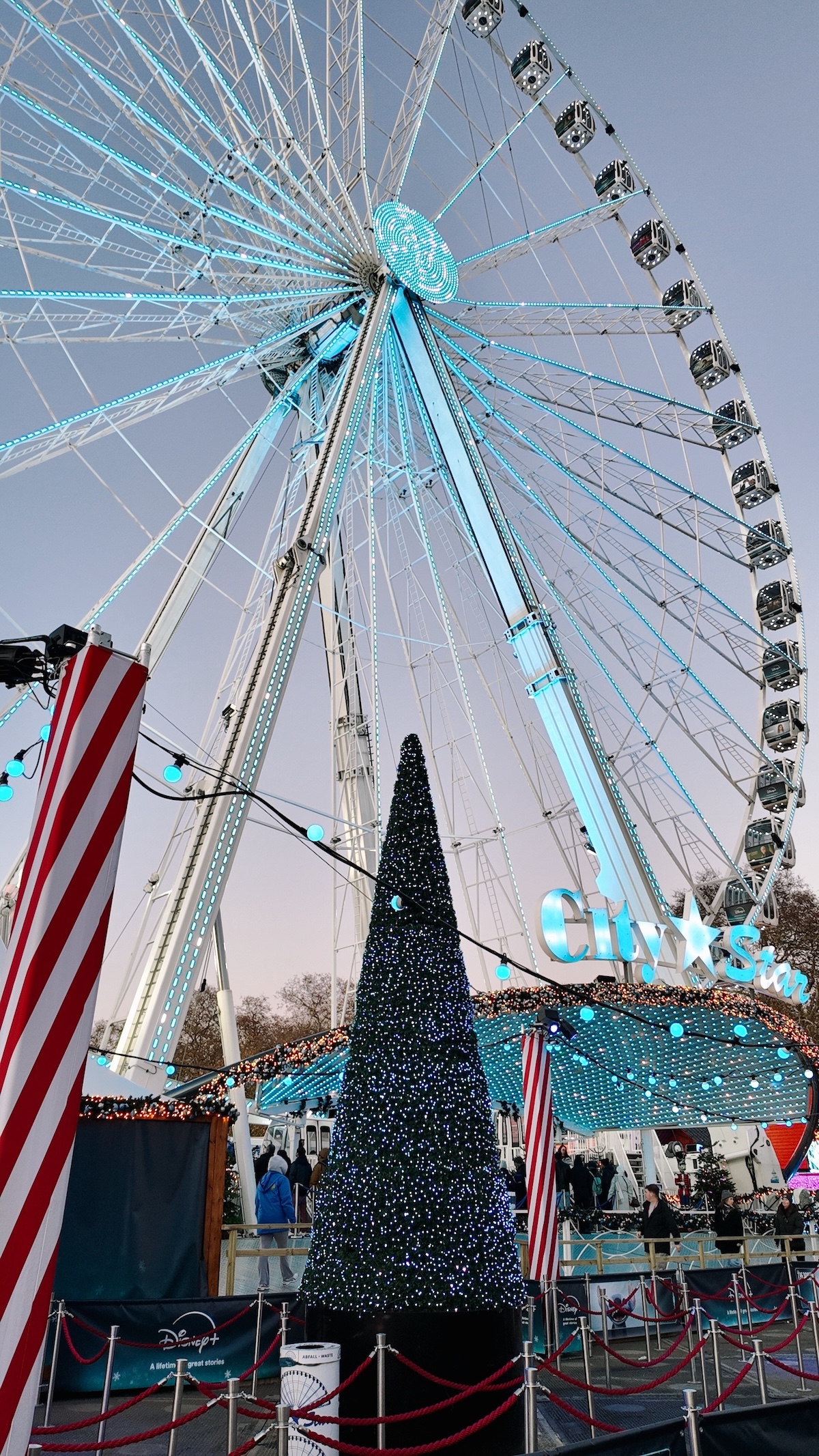 winter_wonderland_2025_christmas_london_disney_giant_wheel-claire_and_the_city