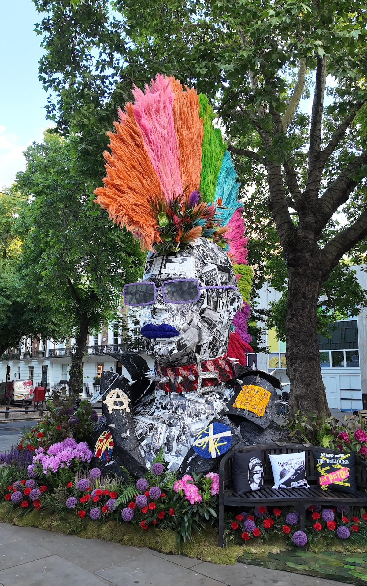 chelsea_in_bloom_2025_kings_road_punk