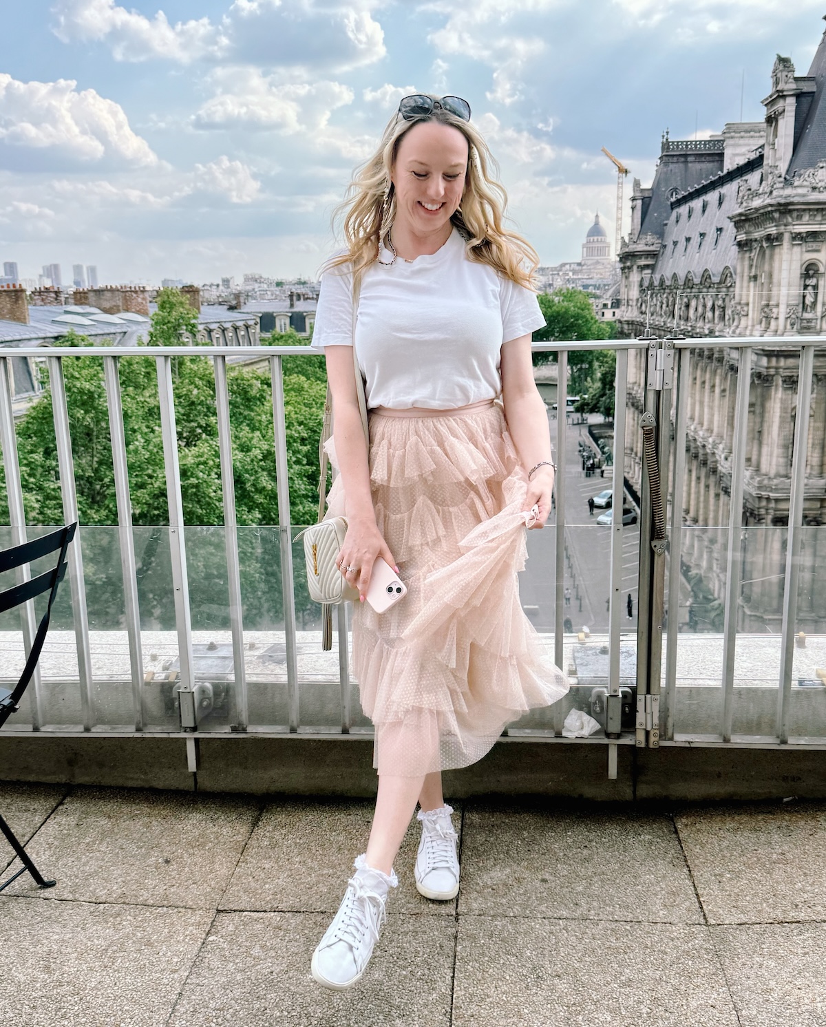 paris_girls_trip_bhv_marais
