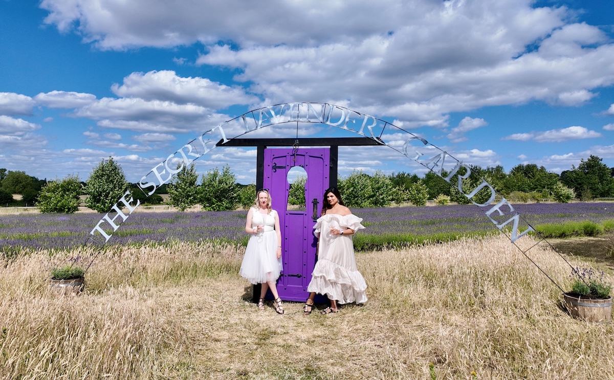 secret_lavender_garden_london_purple_door