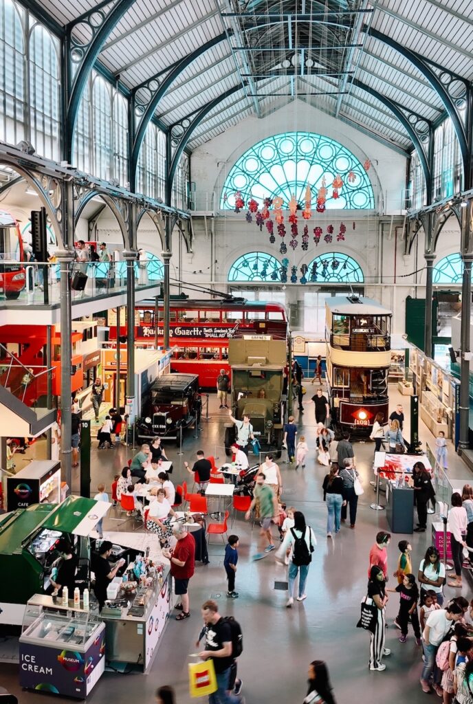 london_transport_museum_covent_garden_guide_inside