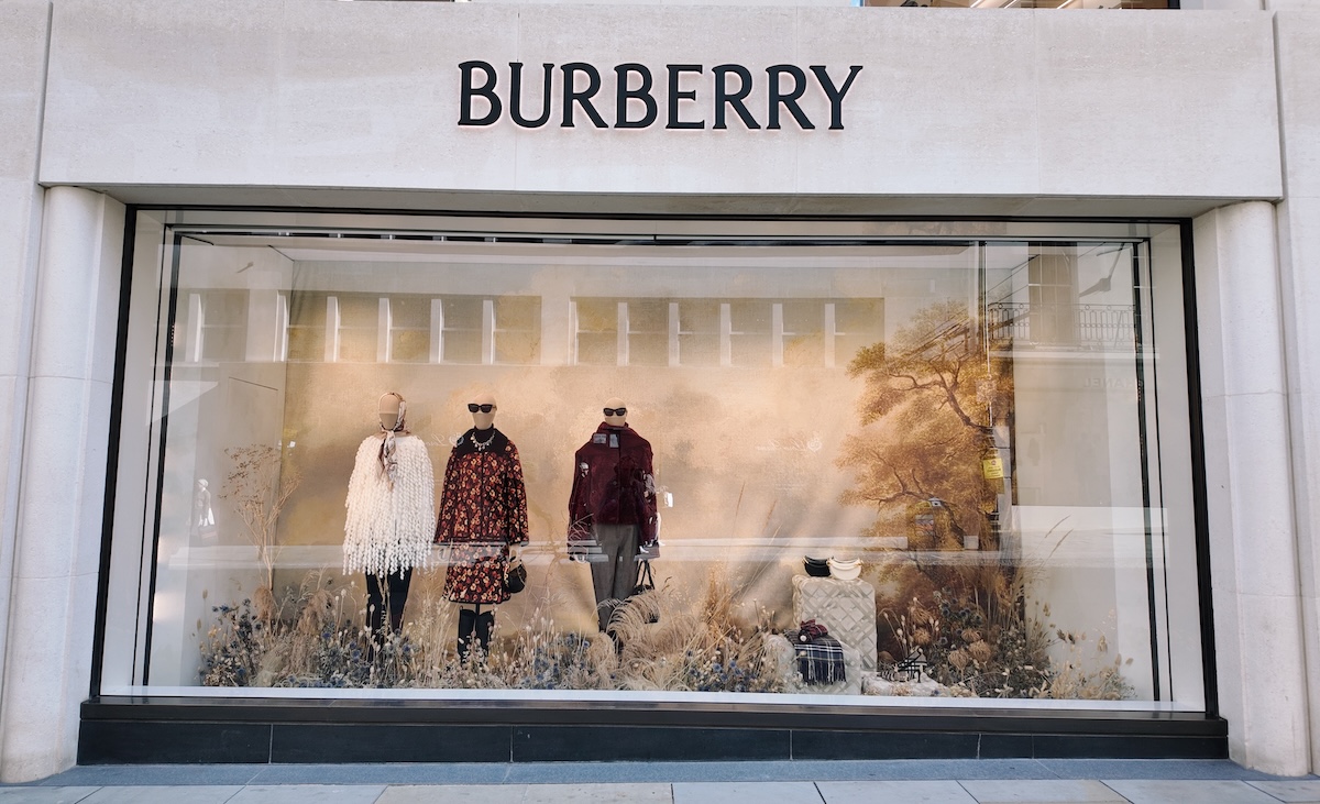 autumn_london_burberry_bond_street