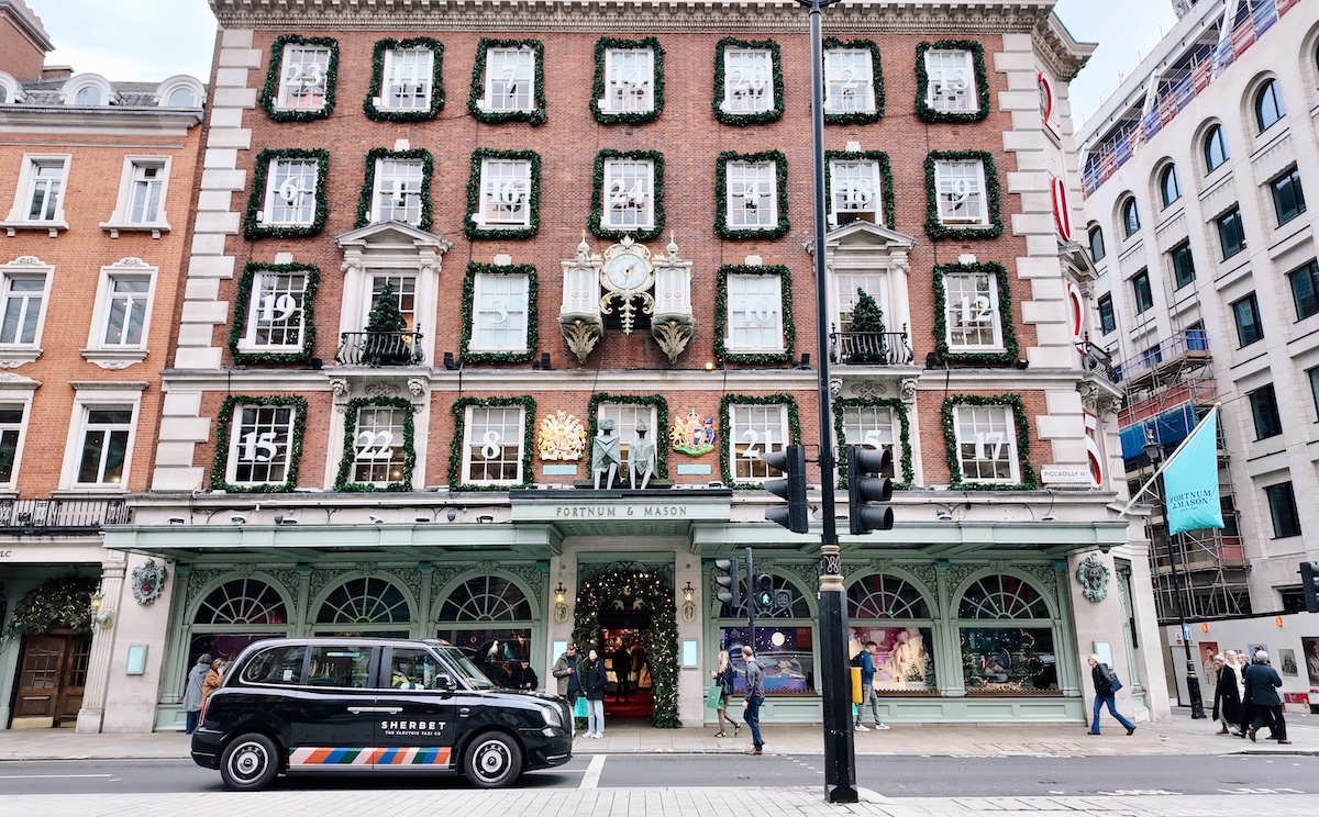 fortnum_and_mason_piccadilly_london_christmas_2025_claire_and_the_city