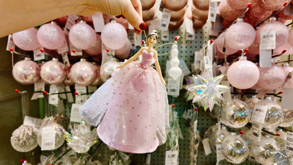 liberty_london_inside_christmas_shop_2025_decorations_tip