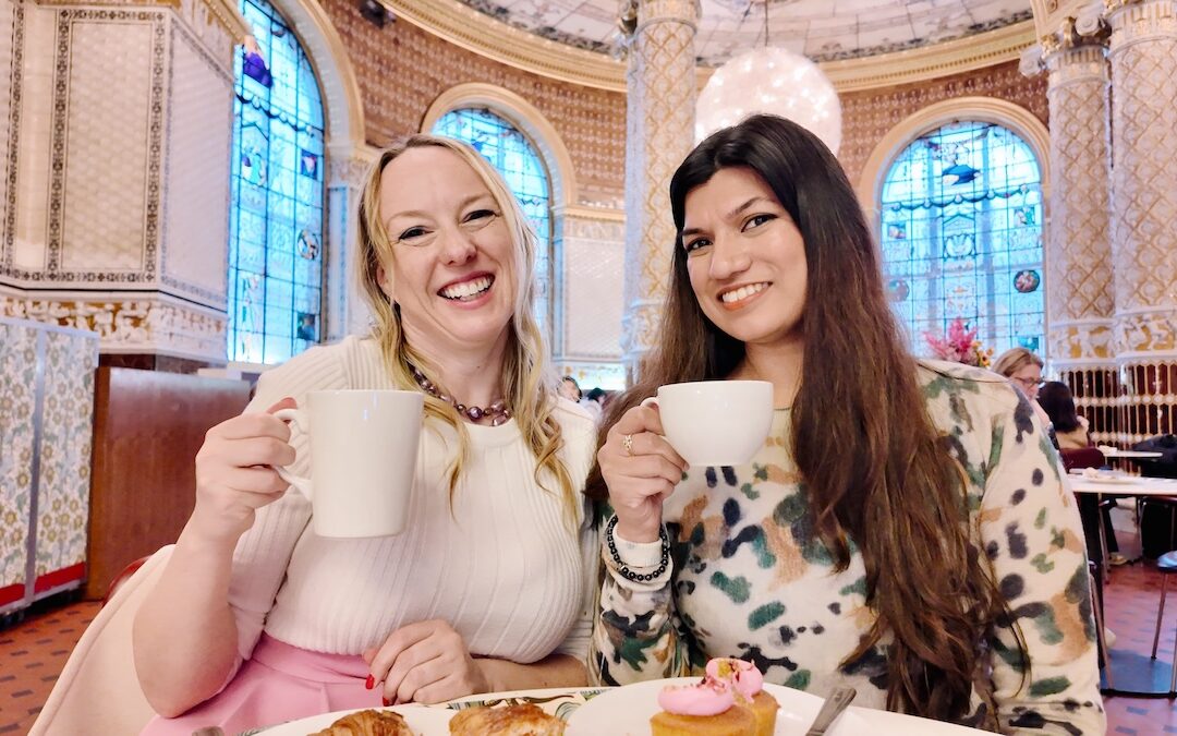A Cosy Winter Visit to V&A Museum & Cafe in London