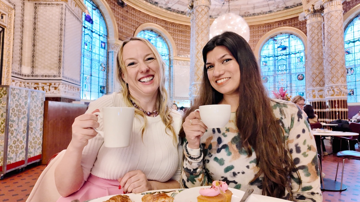 victoria_and_albert_museum_cafe_cosy_instagrammable victoria_and_albert_museum_cafe_cosy_instagrammable