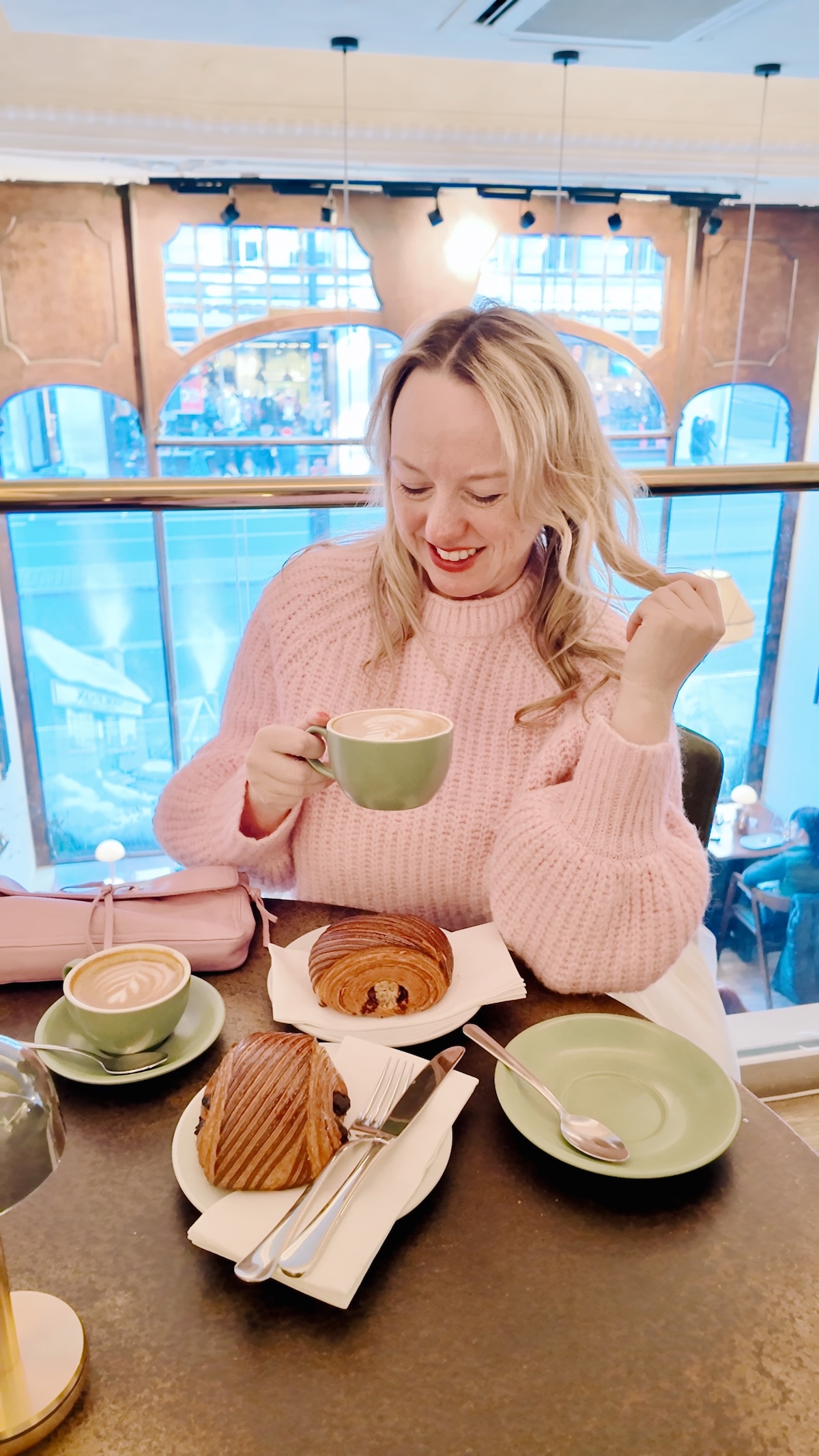 london_wolfox_coffee_cafe