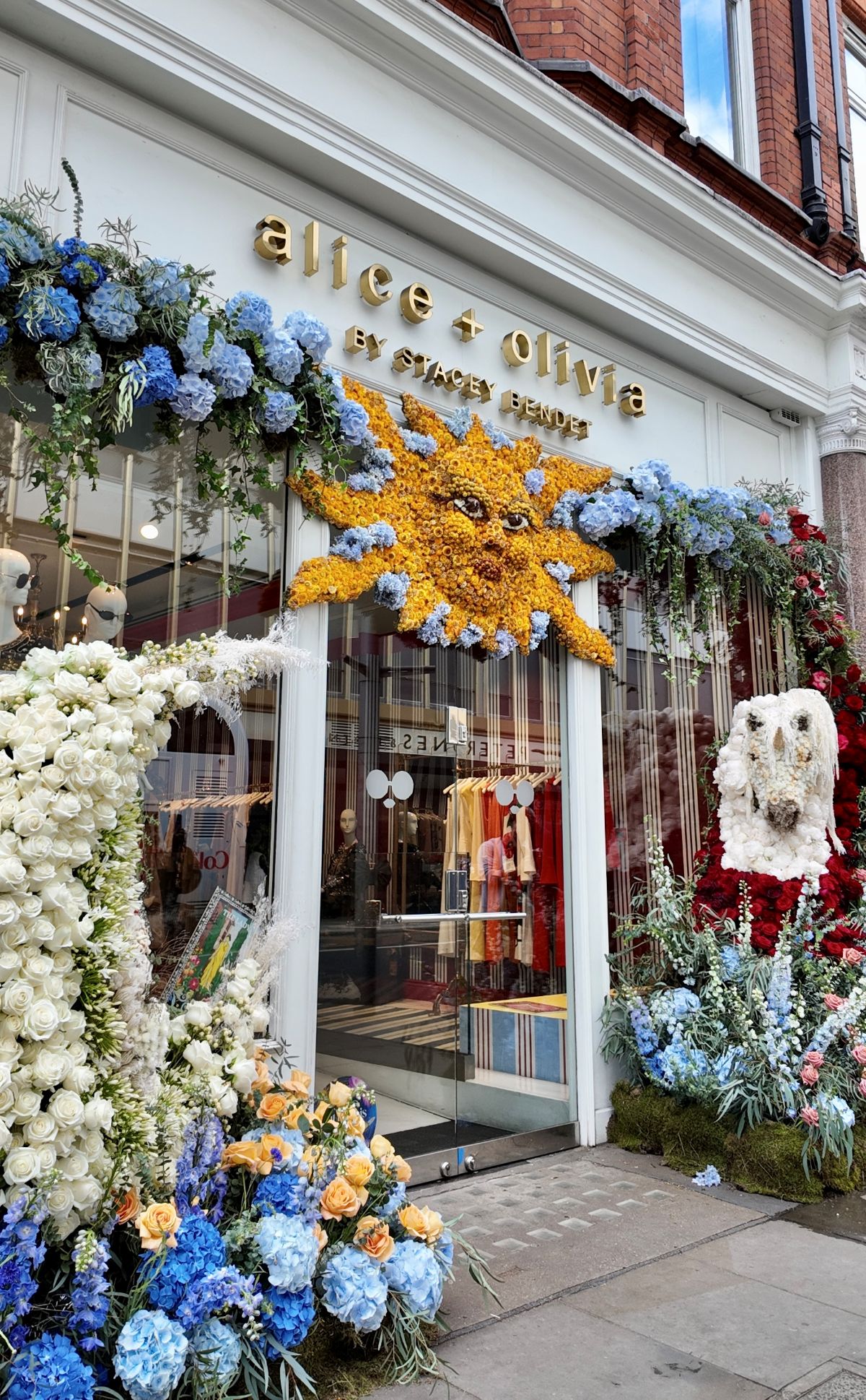 alice_&_olivia_chelsea_in_bloom_2026