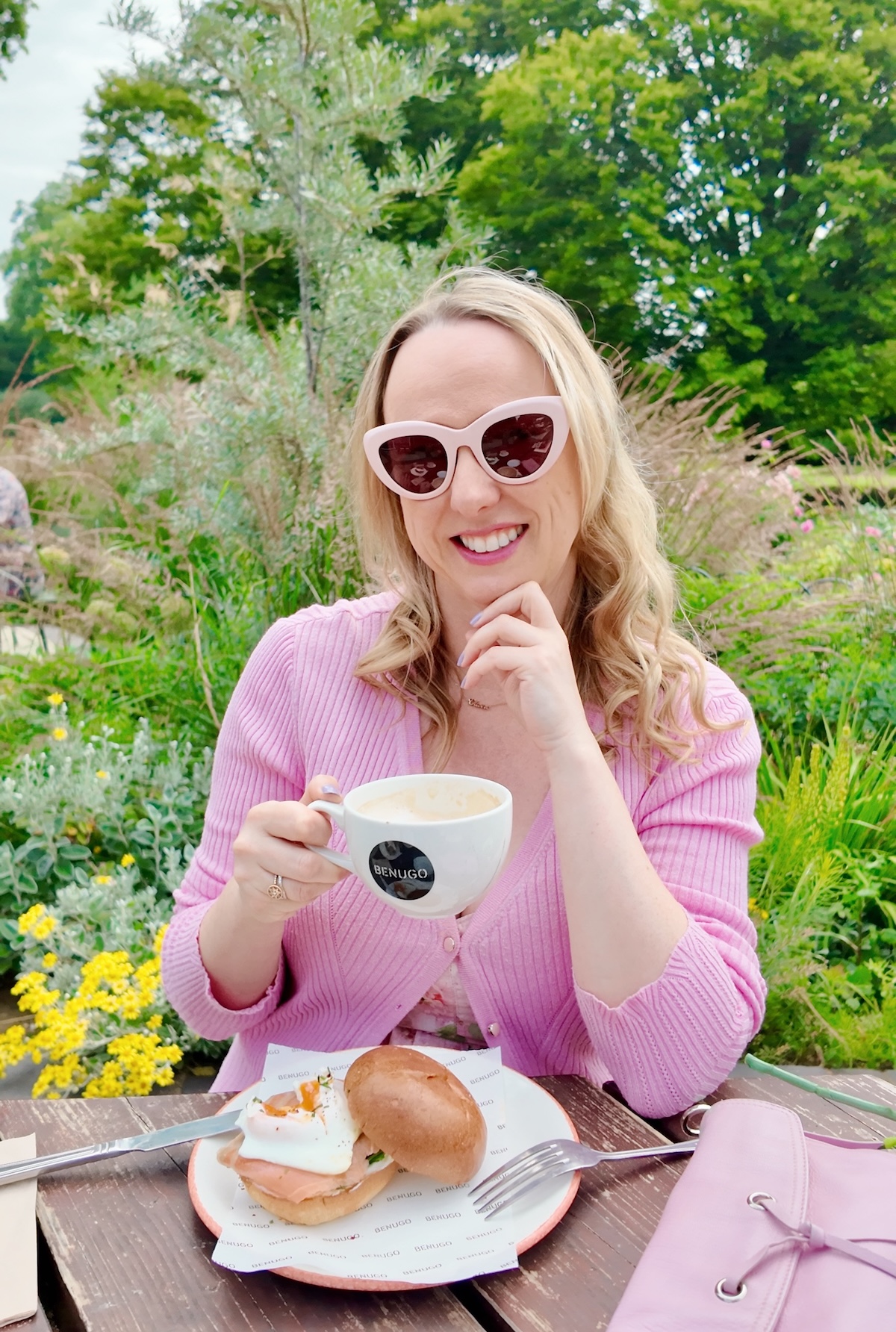 regents_park_london_cafe