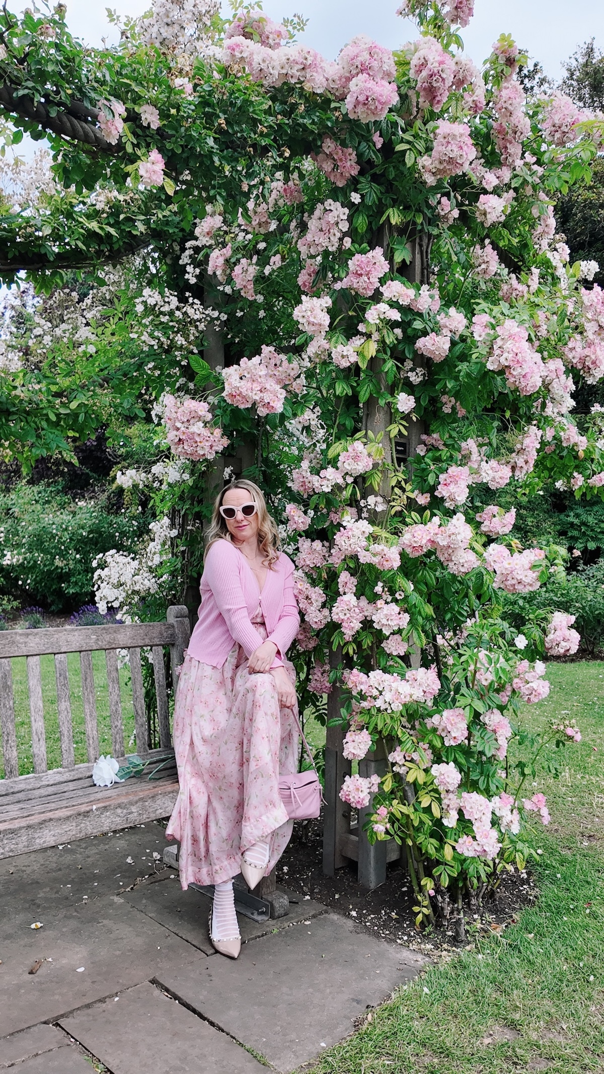 regents_park_london_queen_marys_rose_garden