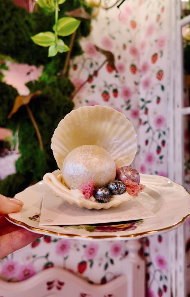 cream_dream_london_oyster_dessert